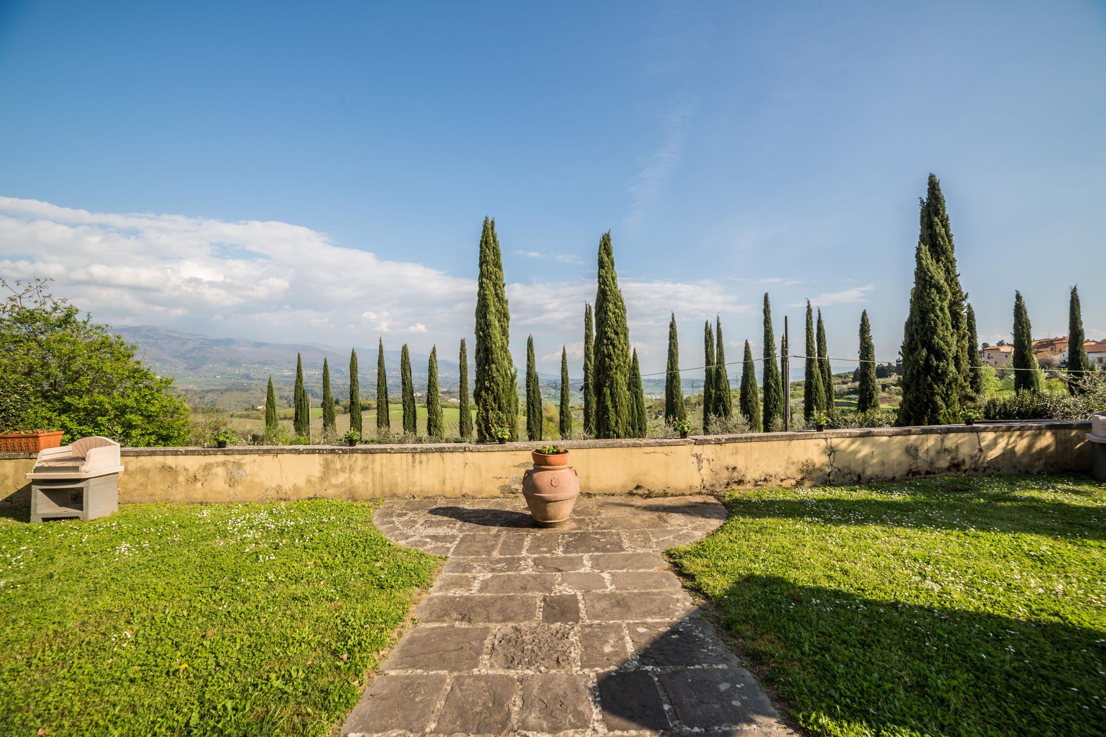 Agritourism at Florence | Fattoria Pagnana, Apartment Cipresso