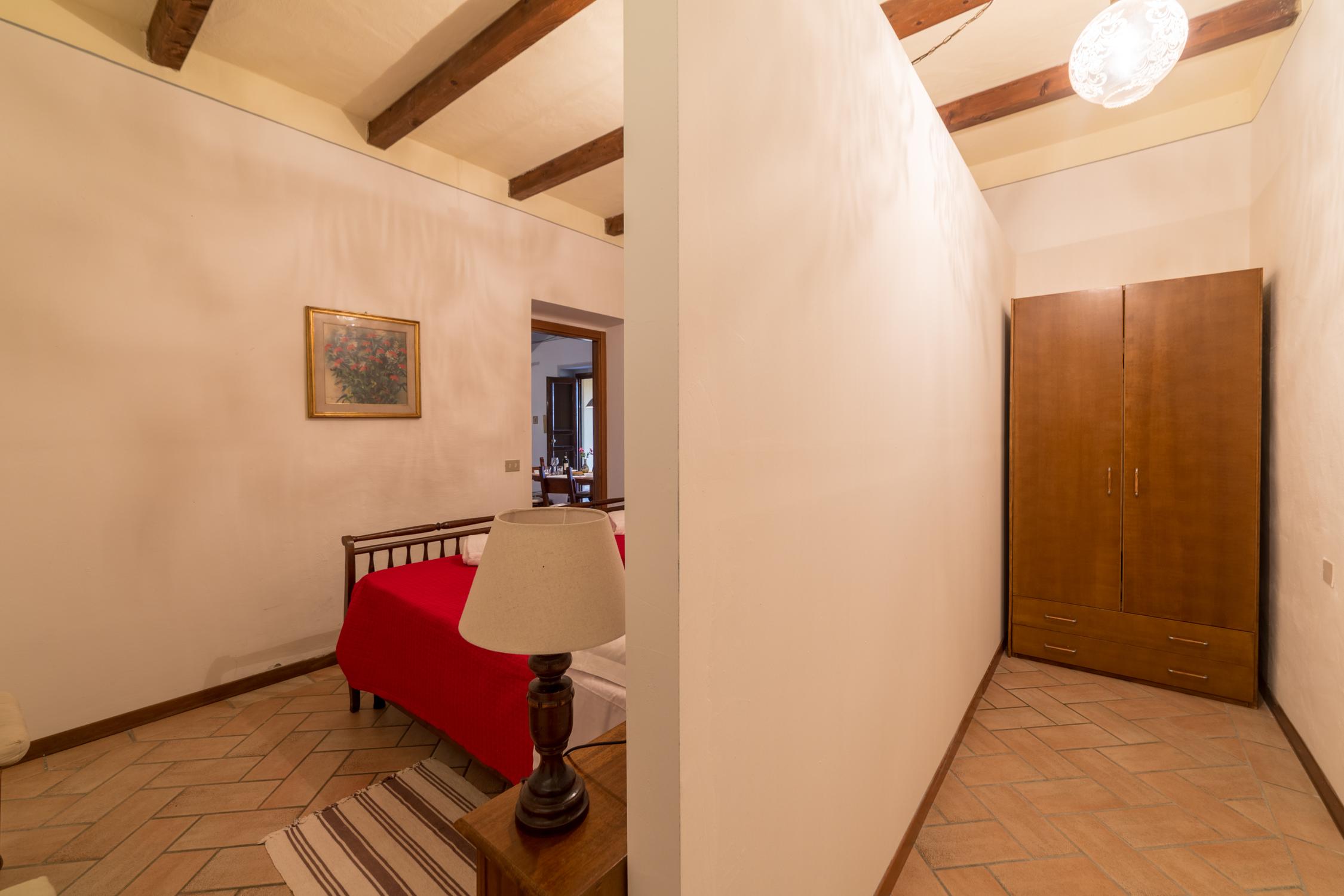 Agritourism at Florence | Fattoria Pagnana, Apartment Cipresso