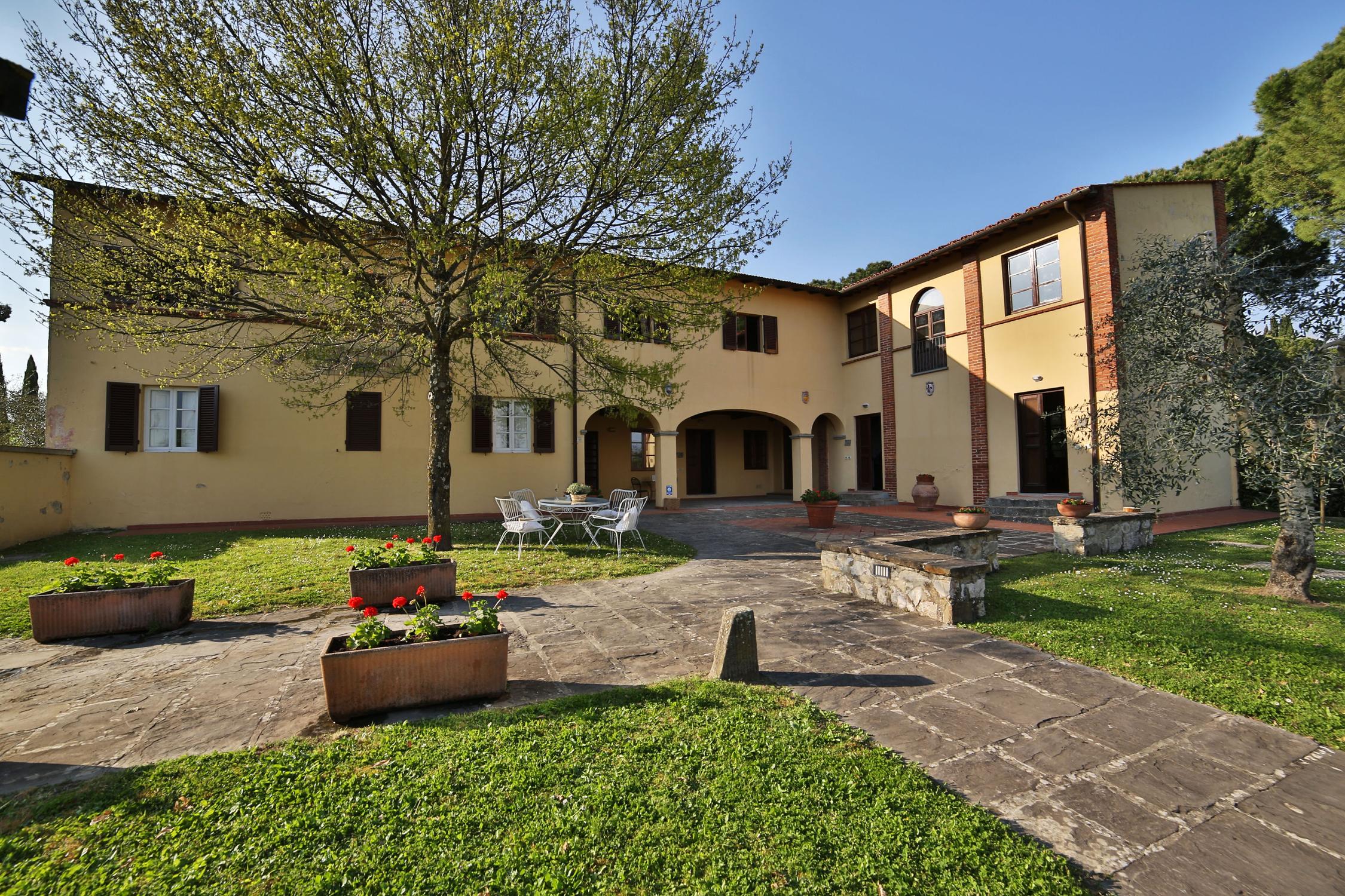 Agritourism at Florence | Fattoria Pagnana, Apartment Cipresso