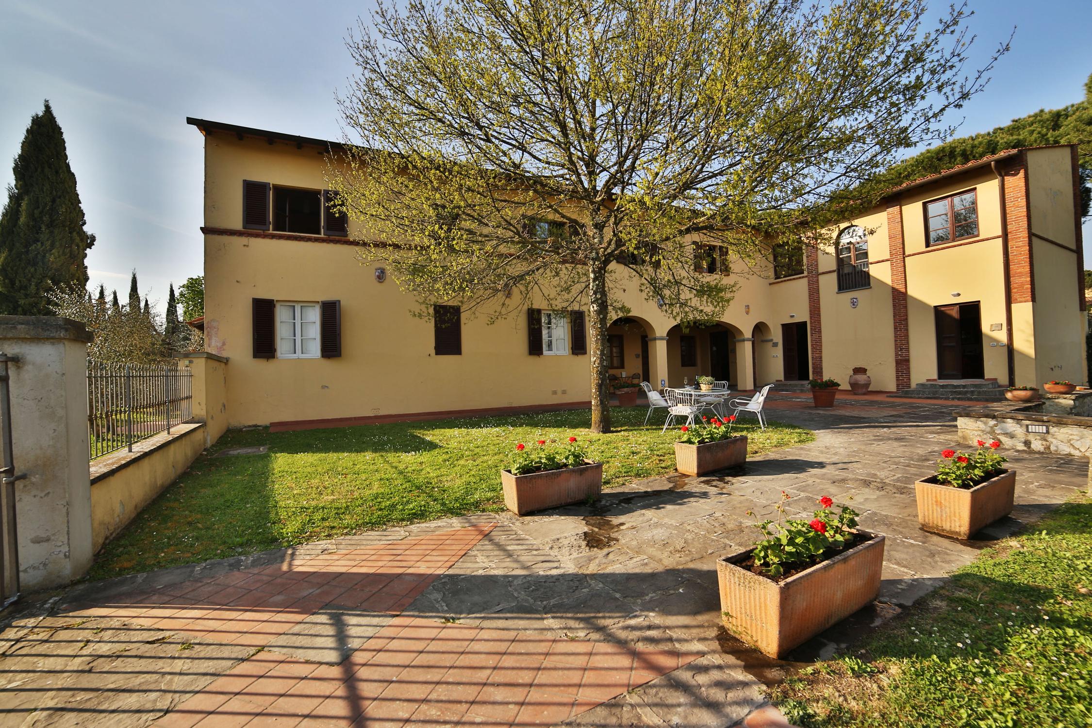 Agritourism at Florence | Fattoria Pagnana, Apartment Cipresso