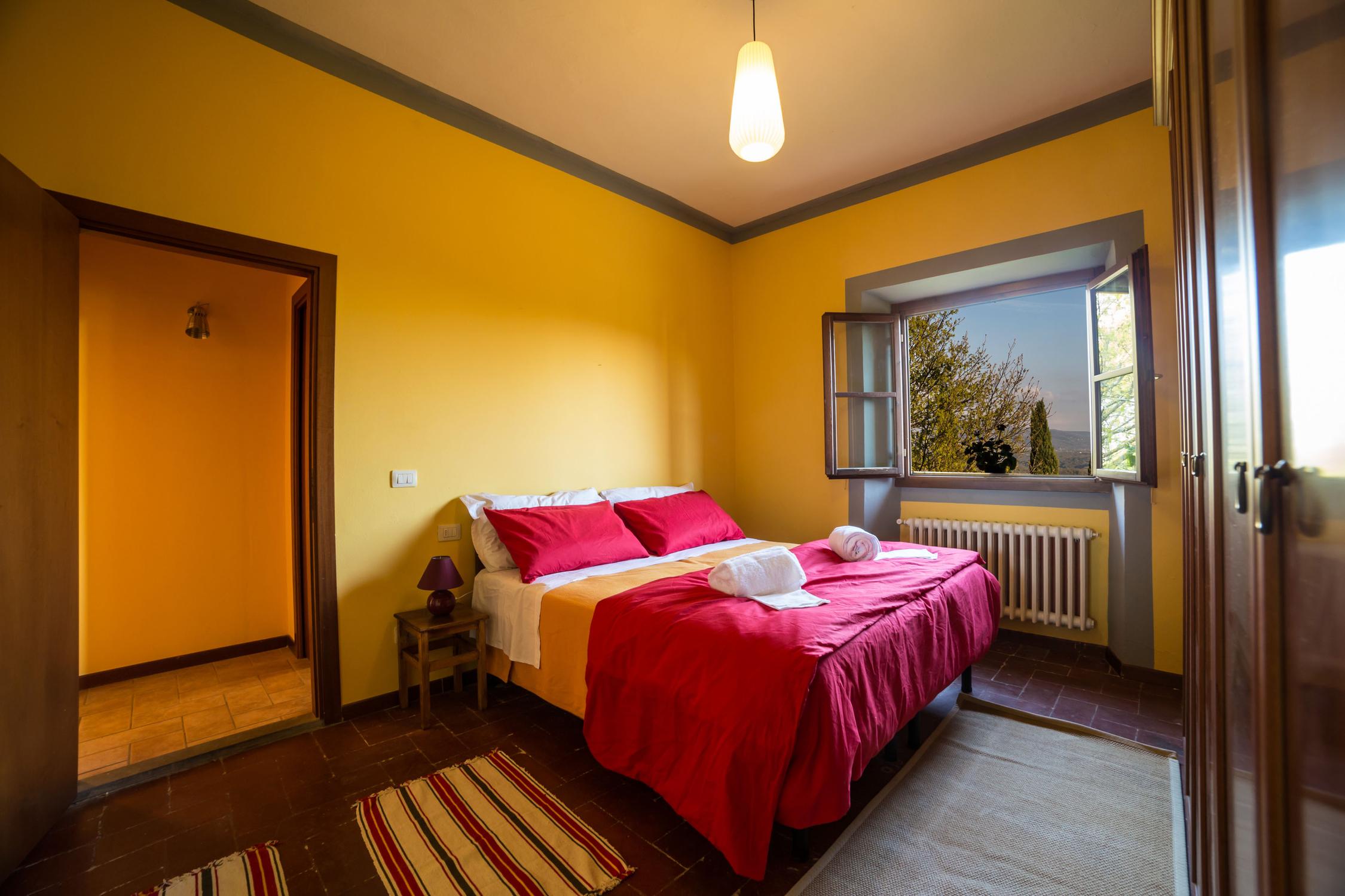 Camere B&B nel Chianti | Fattoria Pagnana, Appartamento Abete