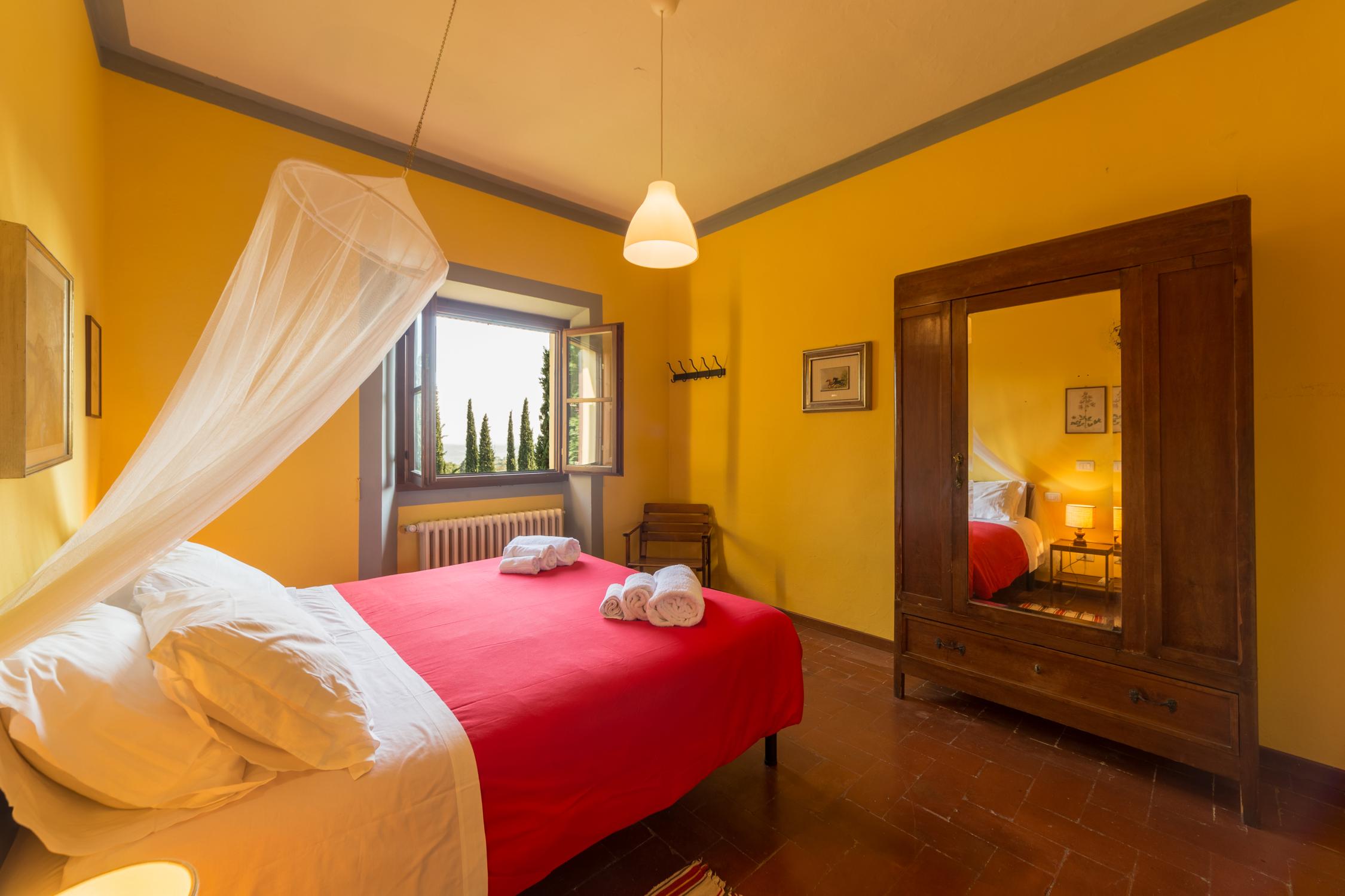 B&B rooms in Chianti | Fattoria Pagnana, Apartment Pioppo