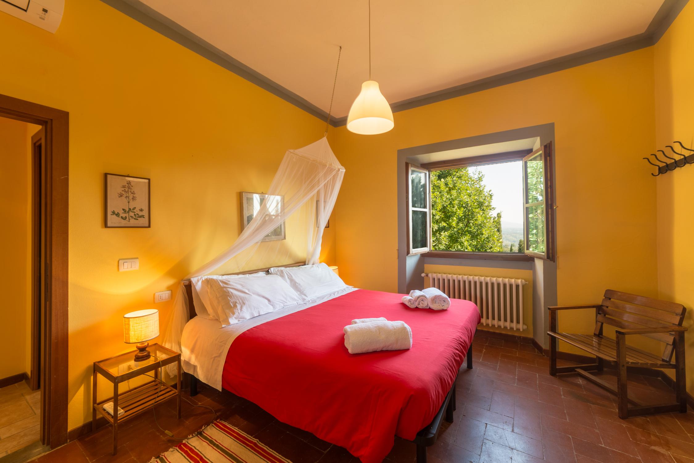 B&B rooms in Chianti | Fattoria Pagnana, Apartment Pioppo