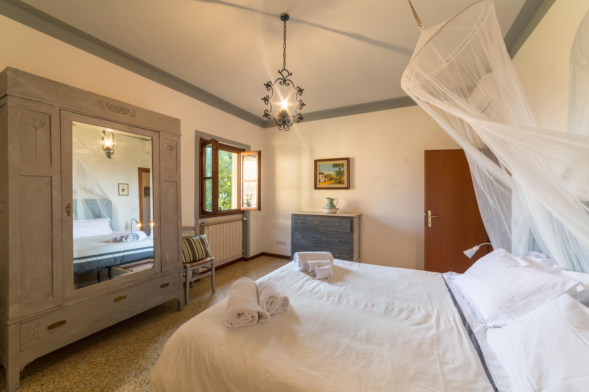 B&B rooms in Chianti | Fattoria Pagnana, Apartment Pioppo