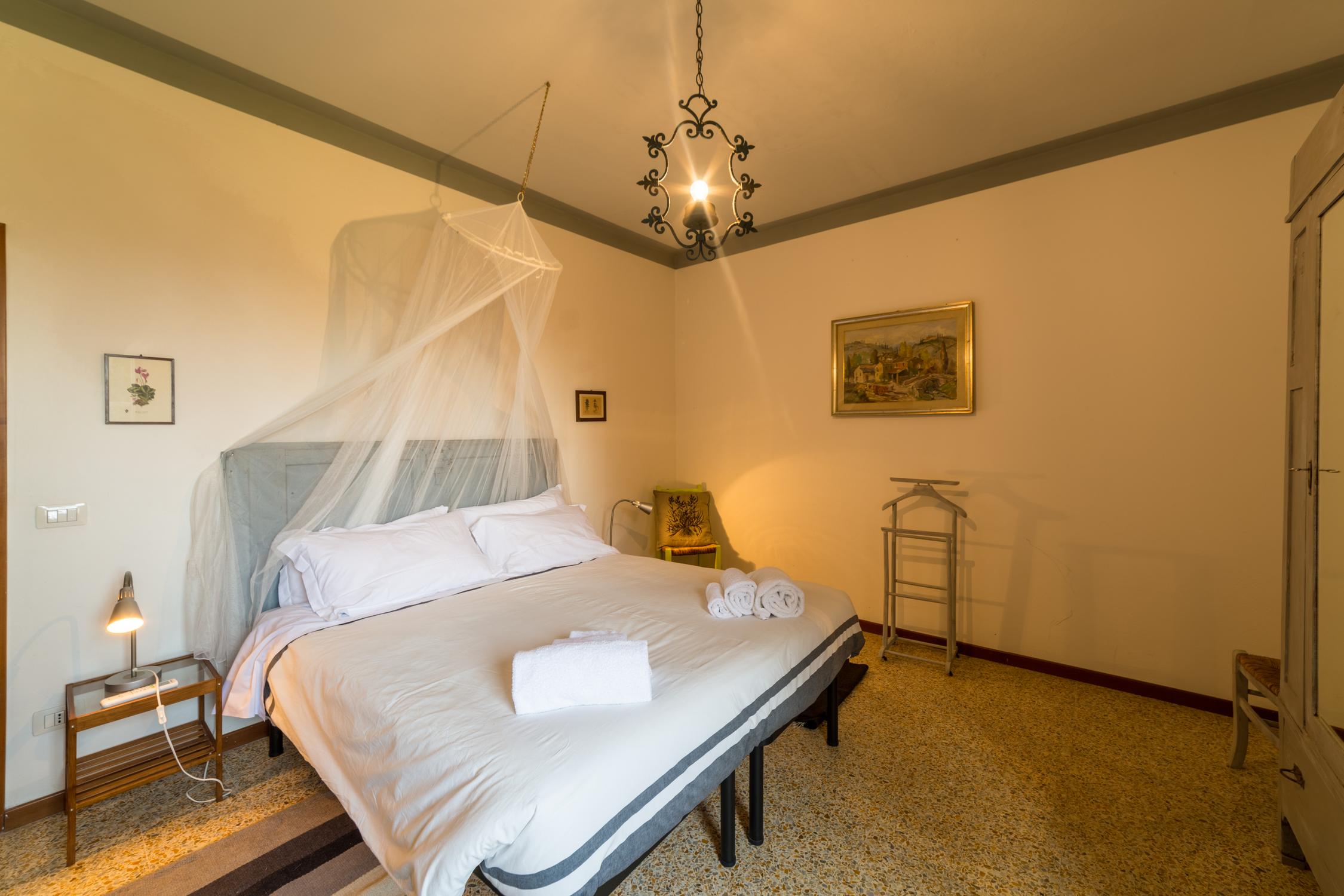 B&B rooms in Chianti | Fattoria Pagnana, Apartment Pioppo